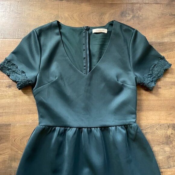 Francesca’s Green Lace Overlay Dress Women’s Small – Short Sleeve Cocktail Party - Picture 2 of 7